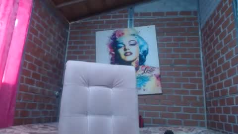 valerie_rousse online show from 01-15-25, 08:48