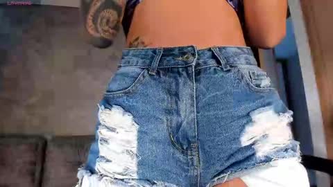 Snapshot of valerieaustin chatting on 11-11-25, 03:34 call me Val online show from 11-11-25, 03:34