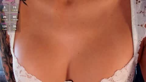 Snapshot of valerieaustin chatting on 11-27-25, 03:14 call me Val online show from 11-27-25, 03:14