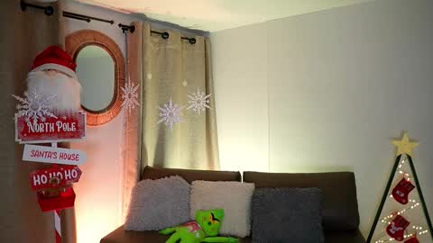 Valerie Style3 online show from 12-14-25, 04:29