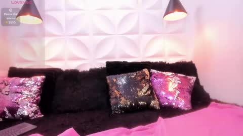 valerie online show from 04-22-26, 08:32