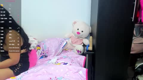 Snapshot of valerieduke chatting on 10-10-25, 01:26 Valerie online show from 10-10-25, 01:26