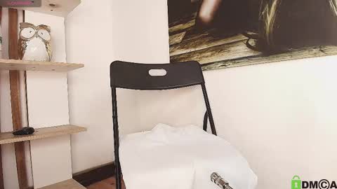 Valerie online show from 03-11-26, 01:39