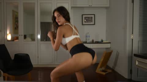 Valerie online show from 11-12-25, 12:00