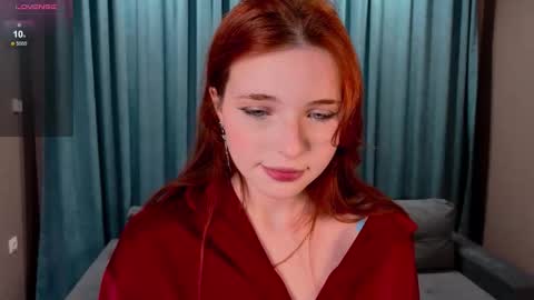 Snapshot of valeriejackson_ chatting on 12-17-25, 02:12 Morry online show from 12-17-25, 02:12