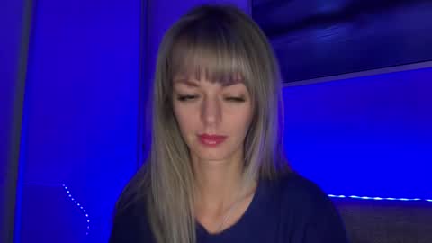 Valerie  online show from 12-04-25, 05:32