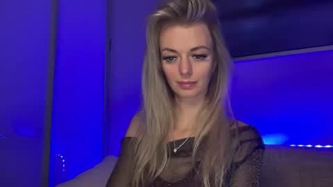 Valerie  online show from 03-25-26, 08:37