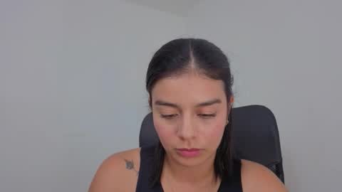 Juli C online show from 10-26-25, 01:33