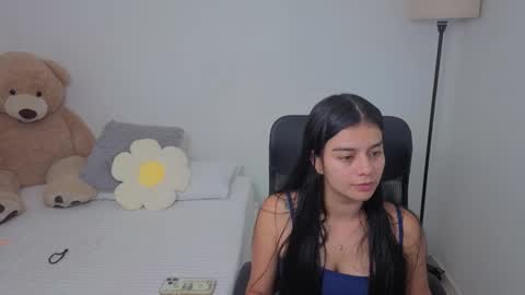 Juli C online show from 11-12-25, 11:47