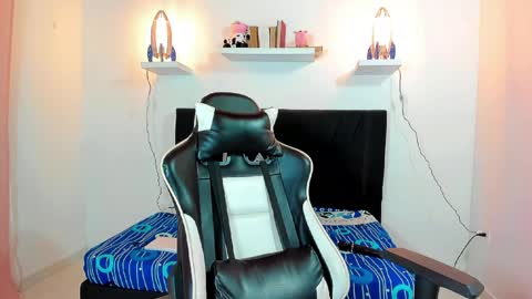 Vale online show from 02-19-25, 02:55