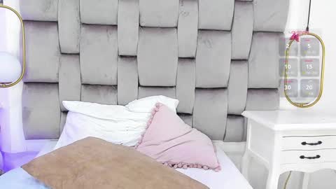 Snapshot of valerith_vega chatting on 01-03-25, 02:40 online show from 01-03-25, 02:40