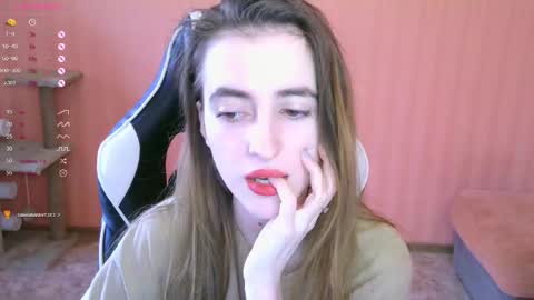 Snapshot of valeritiio chatting on 02-22-25, 05:23 valeritiio online show from 02-22-25, 05:23