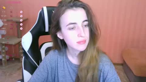 Snapshot of valeritiio chatting on 03-08-25, 05:49 valeritiio online show from 03-08-25, 05:49