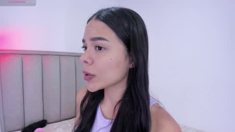 Snapshot of valery__nova chatting on 01-13-25, 03:23 Cris online show from 01-13-25, 03:23