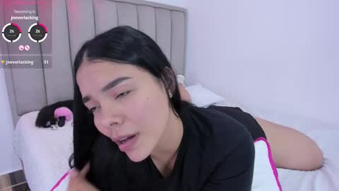 Snapshot of valery__nova chatting on 02-22-25, 06:08 Cris online show from 02-22-25, 06:08