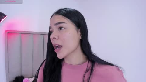 Snapshot of valery__nova chatting on 02-23-25, 01:42 Cris online show from 02-23-25, 01:42