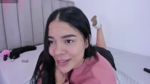 Snapshot of valery__nova chatting on 02-25-25, 04:46 Cris online show from 02-25-25, 04:46