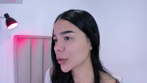 Snapshot of valery__nova chatting on 11-26-25, 11:28 Cris online show from 11-26-25, 11:28