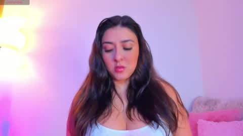 Snapshot of valery_kils chatting on 05-27-26, 03:03 VALERY online show from 05-27-26, 03:03