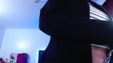 Valeria online show from 09-10-25, 01:27