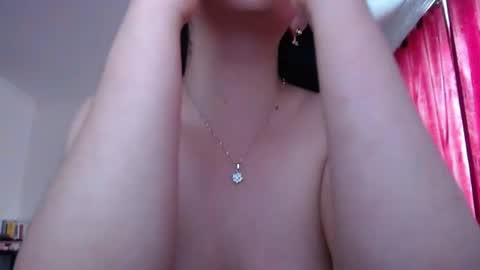 Snapshot of valery_meer_ chatting on 07-31-26, 12:04 Valeria online show from 07-31-26, 12:04