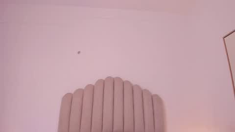 Snapshot of valery_santorini chatting on 06-01-26, 12:07 VALERY online show from 06-01-26, 12:07