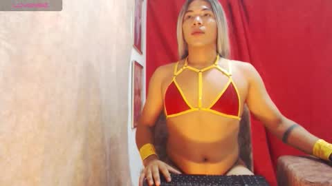 valery_smolls22 online show from 02-24-26, 07:34