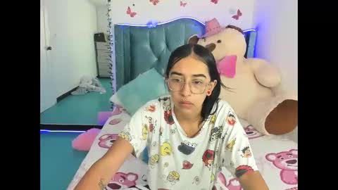 Snapshot of valery_taylor_1 chatting on 04-09-26, 02:22 valery online show from 04-09-26, 02:22