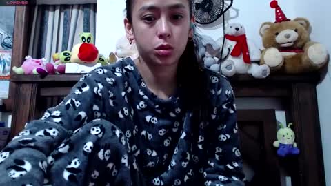 B V Naughty online show from 02-18-25, 03:42