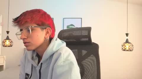 Snapshot of valeryevansvg chatting on 11-29-25, 12:19 Valery online show from 11-29-25, 12:19