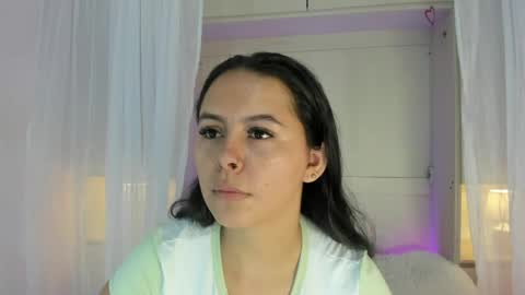 Snapshot of valerymeyerr chatting on 05-29-26, 12:03 valerymeyerr online show from 05-29-26, 12:03