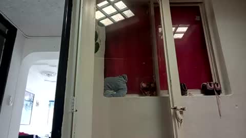 Snapshot of valeryy_sexyy chatting on 01-31-25, 06:14 --- online show from 01-31-25, 06:14