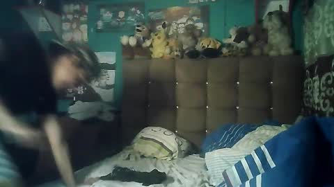 Valesh19 online show from 11-16-25, 11:54