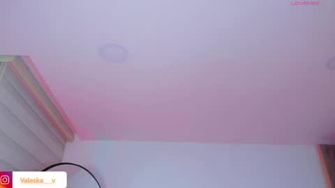 your loveee  online show from 05-23-26, 07:13