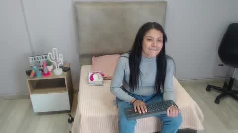 valevicious online show from 12-18-25, 07:53