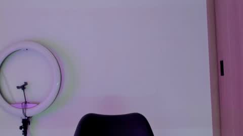Snapshot of valezny69 chatting on 05-22-26, 03:50 Valezny V online show from 05-22-26, 03:50