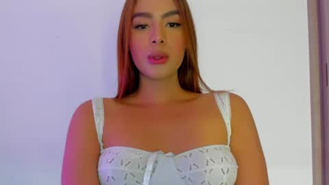 Snapshot of valezny69 chatting on 06-12-26, 11:46 Valezny V online show from 06-12-26, 11:46