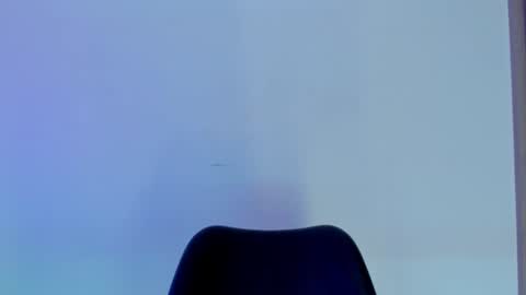 Snapshot of valezny69 chatting on 06-16-26, 02:30 Valezny V online show from 06-16-26, 02:30