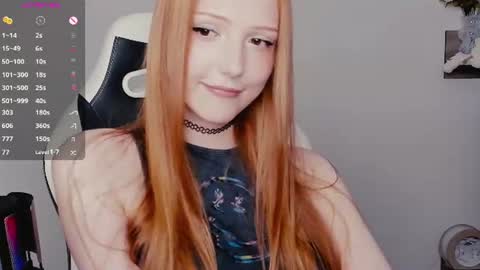 Snapshot of valforlove chatting on 06-21-26, 01:24 Val online show from 06-21-26, 01:24