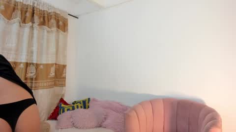 VALIENTE  online show from 01-08-25, 08:27