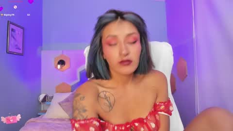 Valkiria online show from 01-28-25, 04:41