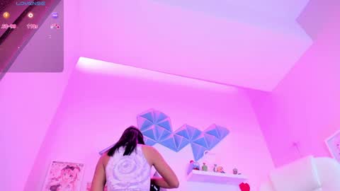 Valkiria online show from 04-07-26, 04:24