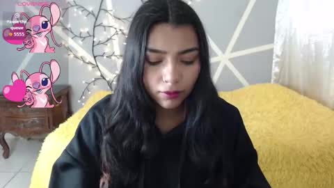 Snapshot of valkydoll chatting on 11-28-25, 11:57 valkydoll online show from 11-28-25, 11:57