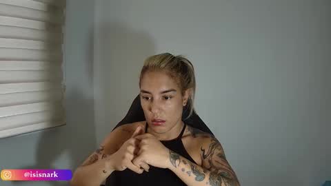 Snapshot of valkyriarose chatting on 10-22-25, 10:09 Isis online show from 10-22-25, 10:09