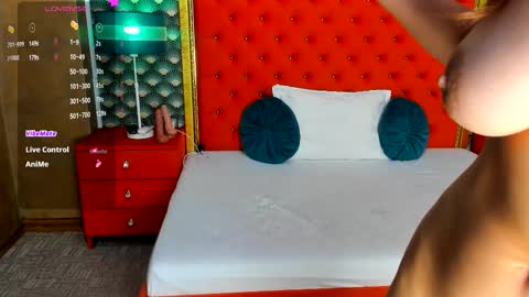 Snapshot of valleriejonnes chatting on 10-23-25, 07:18 Valerie Val V online show from 10-23-25, 07:18