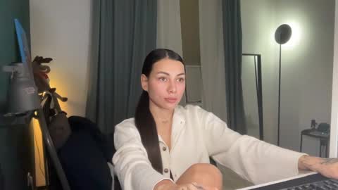 Little Devil online show from 02-06-25, 06:46