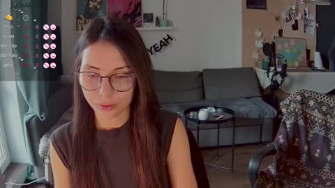 Little Devil online show from 04-05-26, 10:23