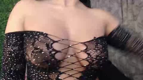 valquiria_sirgun online show from 11-27-25, 09:55