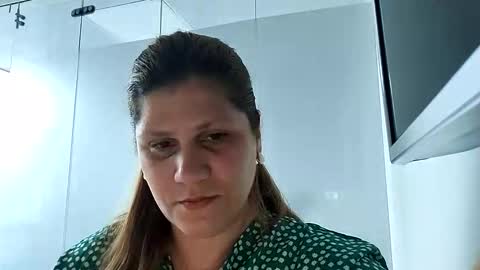 Snapshot of valu2208 chatting on 10-03-25, 05:21 valu2208 online show from 10-03-25, 05:21