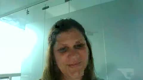 Snapshot of valu2208 chatting on 12-16-25, 08:03 valu2208 online show from 12-16-25, 08:03